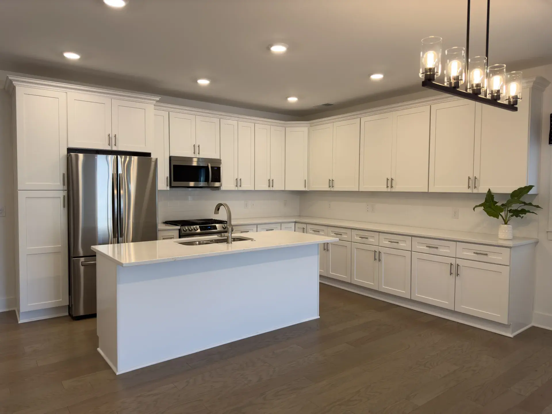 River Commons kitchen
