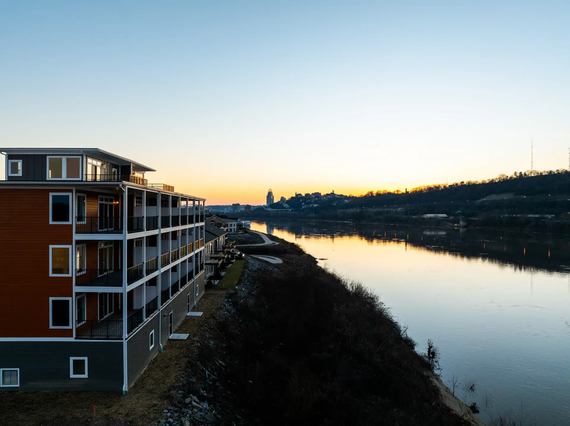 Manhattan Harbour residences